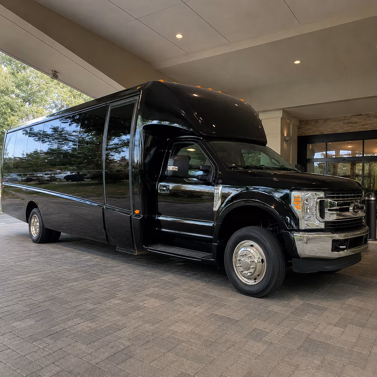 museum and science center bus rentals for wilmington schools