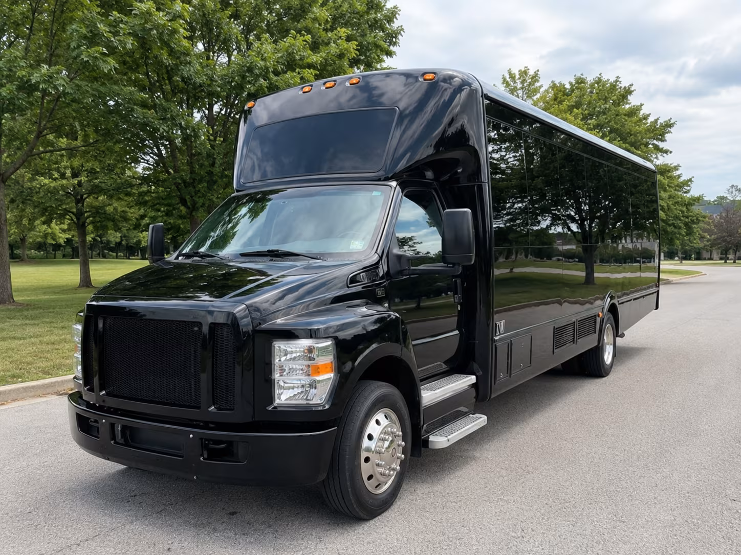 party buses for wilmington bachelorette and bachelor weekends
